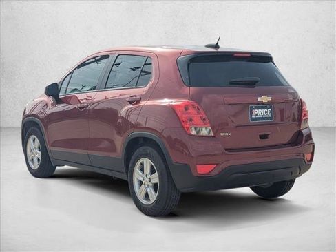 Certified 2021 Chevrolet Trax LS w/ Tint and Cruise Package FWD image 7
