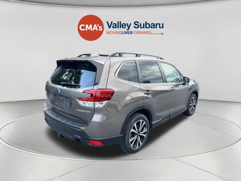 Used 2023 Subaru Forester Limited AWD/4WD image 5
