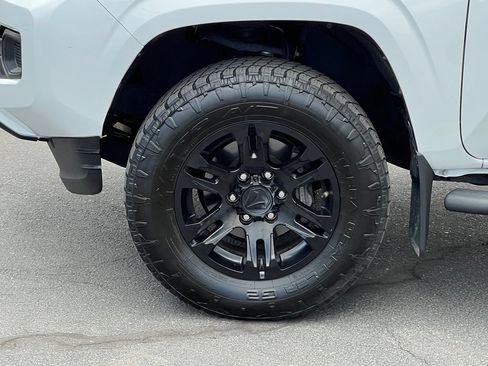 Used 2019 Toyota Tacoma SR w/ SR Convenience Package RWD image 14