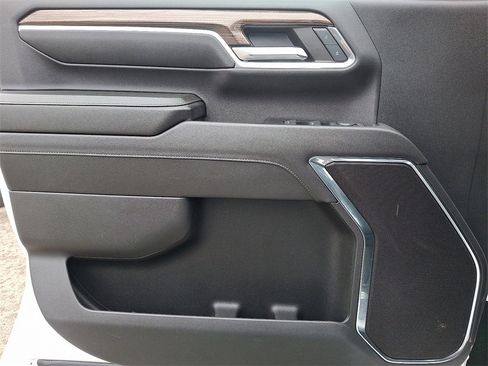 Used 2024 Chevrolet Silverado 3500 LT image 12