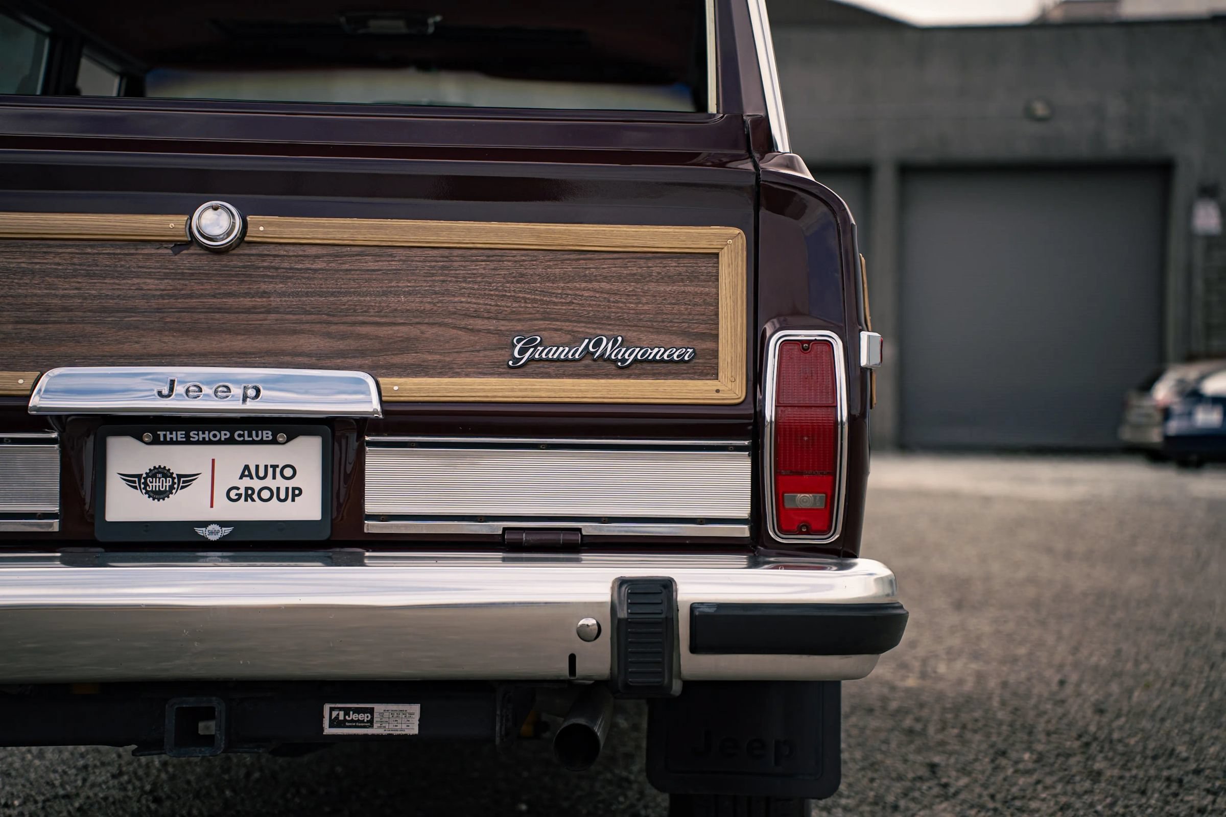 Used 1987 Jeep Grand Wagoneer AWD/4WD image 23