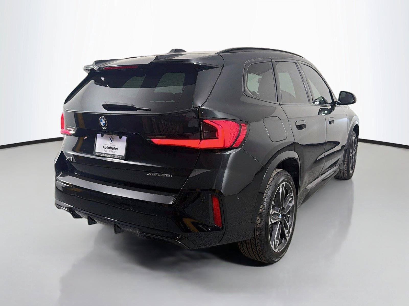 New 2027 BMW X1 xDrive28i AWD/4WD image 5