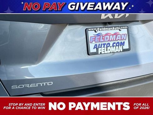 Used 2023 Kia Sorento LX image 32