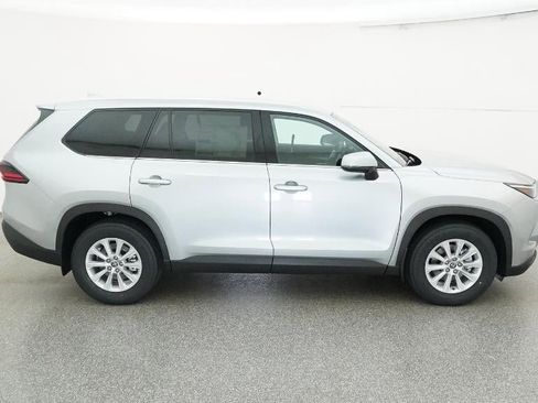 New 2026 Toyota Grand Highlander XLE image 44