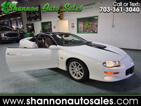 Used 2002 Chevrolet Camaro Z28 w/ SS Performance/Appearance Pkg RWD image 1