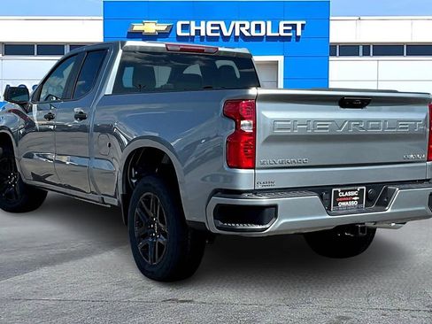 New 2026 Chevrolet Silverado 1500 Custom image 3