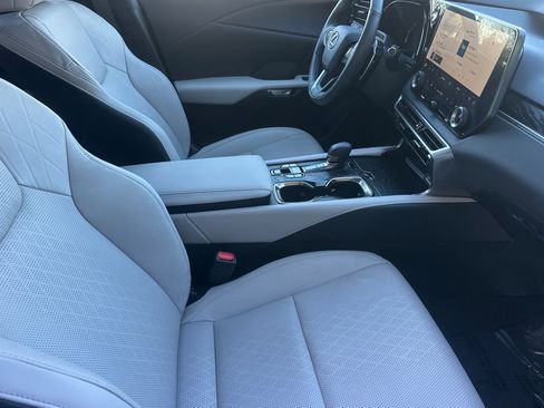 Certified 2024 Lexus RX 350 Premium Plus image 16