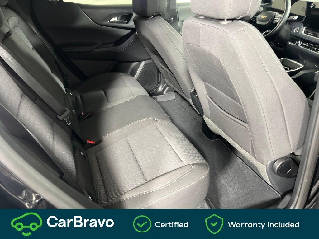 Used 2026 Chevrolet Equinox LT AWD/4WD image 5