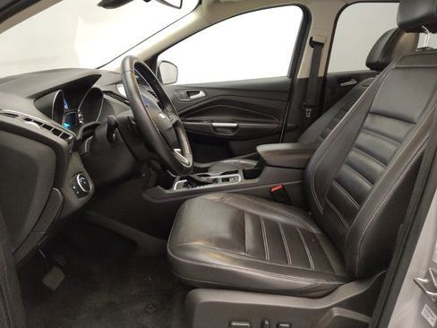 Used 2017 Ford Escape Titanium image 17