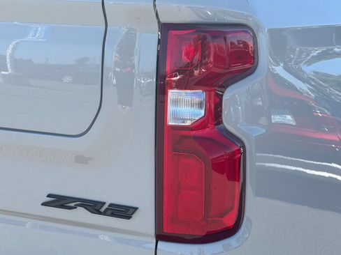 New 2026 Chevrolet Silverado 1500 ZR2 w/ LPO, Dark Essentials Package AWD/4WD image 33