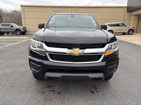 Used 2019 Chevrolet Colorado W/T image 2