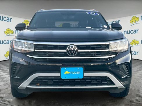 Certified 2022 Volkswagen Atlas Cross Sport SE image 2