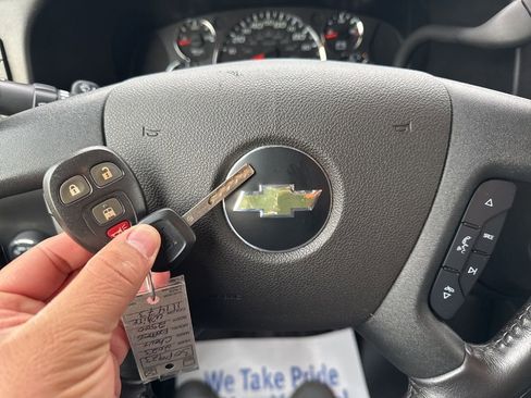 Used 2023 Chevrolet Express 2500 Extended w/ Driver Convenience Package image 33