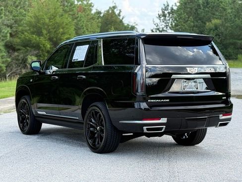 Used 2026 Cadillac Escalade Luxury w/ LPO, Floor Liner Package AWD/4WD image 11