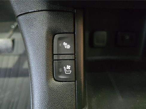 Used 2017 GMC Acadia Denali w/ Technology Package image 22