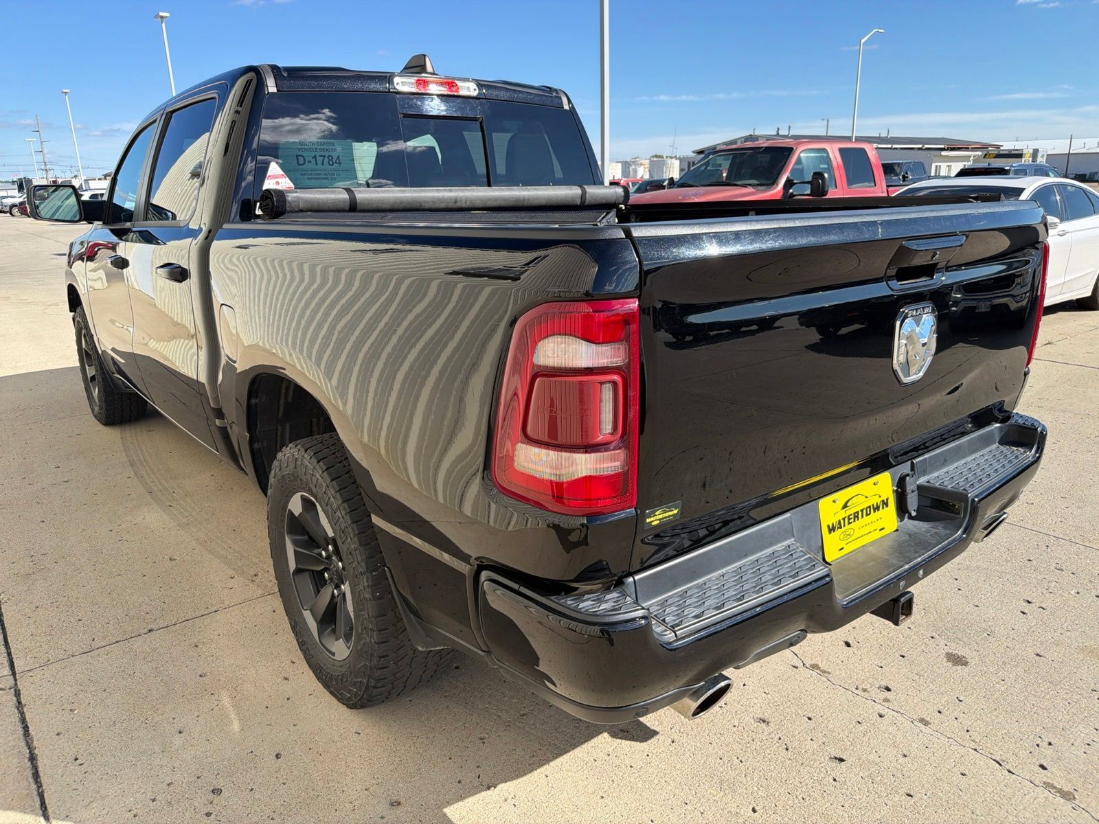 Used 2023 RAM 1500 Laramie AWD/4WD image 5