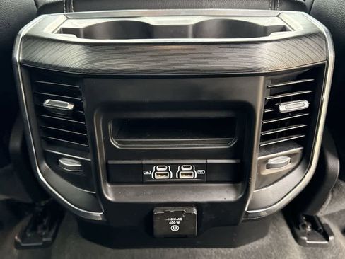 Used 2024 RAM 1500 Laramie image 20