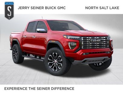 New 2026 GMC Canyon Denali w/ LPO, Black Badging Package