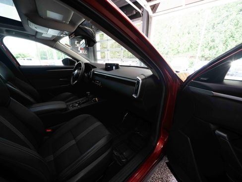 Used 2025 MAZDA CX-50 AWD 2.5 S w/ Premium Package image 26