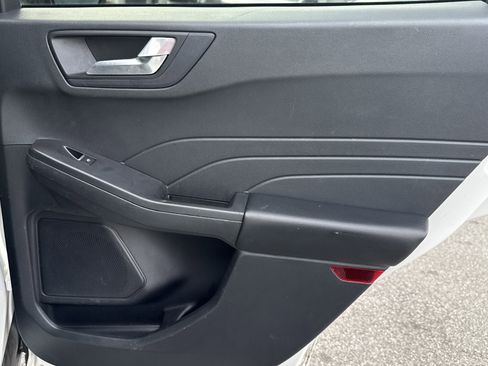 Used 2021 Ford Escape SE w/ Convenience Package image 21