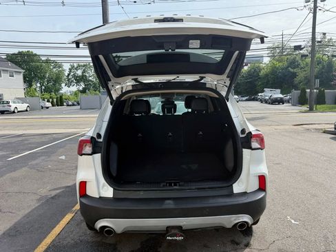 Used 2020 Ford Escape SEL image 30