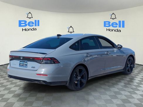 Used 2023 Honda Accord Sport image 4