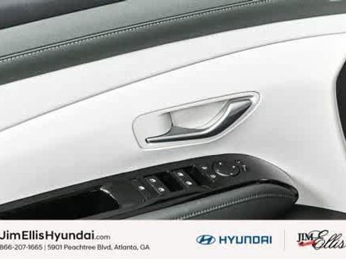 New 2025 Hyundai Tucson Limited AWD/4WD image 10