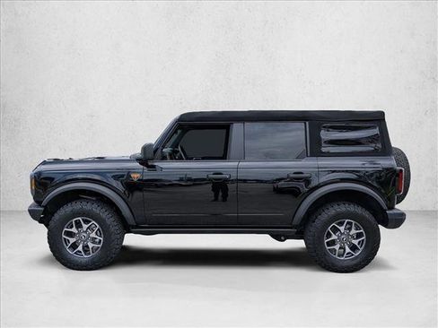 Certified 2024 Ford Bronco Badlands AWD/4WD image 8