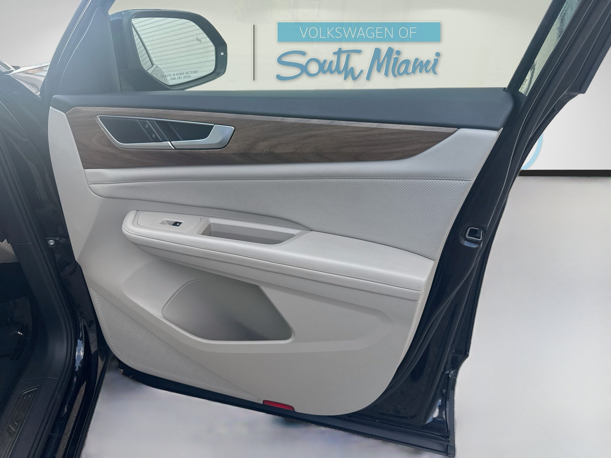 Certified 2024 Volkswagen Atlas SE FWD image 33
