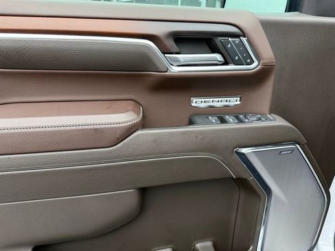 Used 2024 GMC Sierra 1500 Denali w/ Technology Package image 14