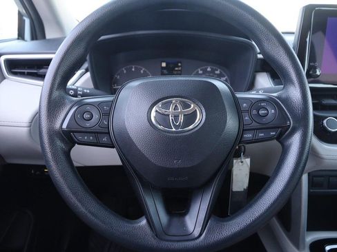 Used 2024 Toyota Corolla Cross L AWD/4WD image 21