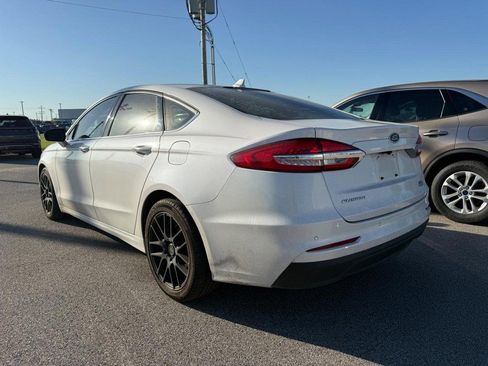 Used 2020 Ford Fusion SEL image 3