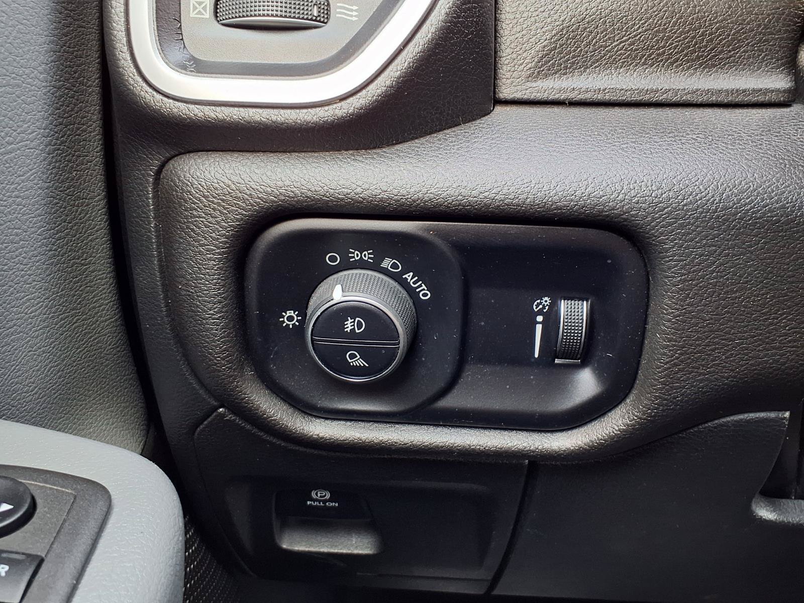 Used 2022 RAM 1500 Big Horn RWD image 12