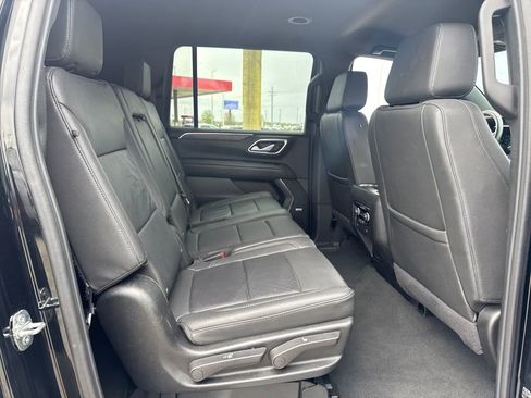 Used 2024 Chevrolet Suburban LT image 14