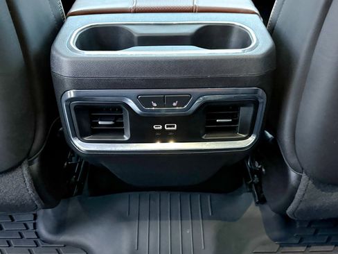 Used 2023 GMC Sierra 1500 Denali Ultimate image 20