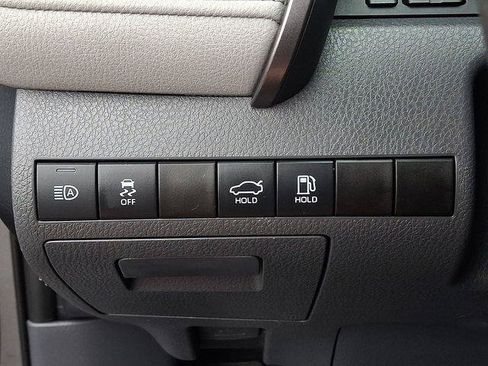 Certified 2021 Toyota Camry LE AWD/4WD image 15