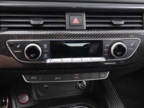 Used 2018 Audi RS 5 image 25