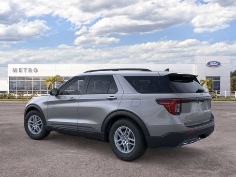 New 2026 Ford Explorer Active w/ Active Comfort Package RWD image 4