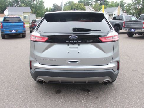 Certified 2022 Ford Edge Titanium image 7