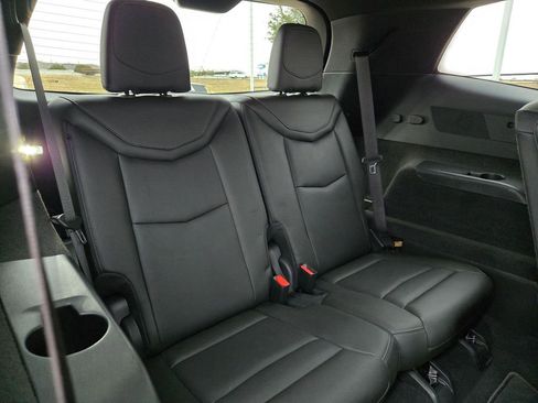 Certified 2023 Cadillac XT6 Premium Luxury w/ Technology Package image 33