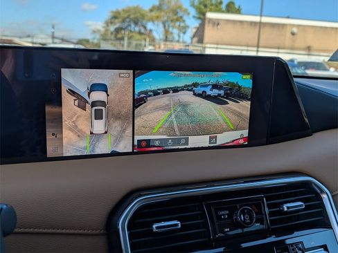 New 2026 Nissan Armada SL w/ Captain's Chari Seat Package image 8