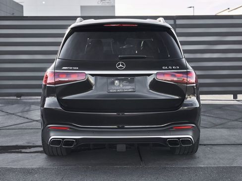 Used 2025 Mercedes-Benz GLS 63 AMG GLS 63 AMG image 17