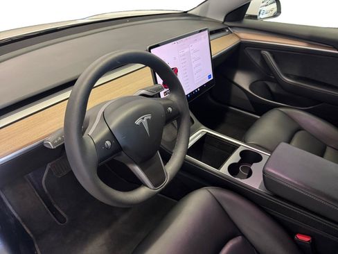 Used 2022 Tesla Model 3 Long Range AWD/4WD image 3