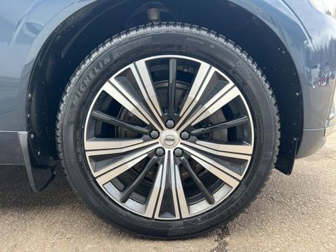 Certified 2023 Volvo XC60 T8 Plus image 12