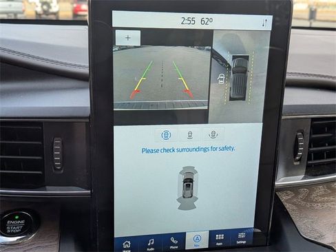 Used 2020 Ford Explorer Platinum w/ Premium Technology Package image 23