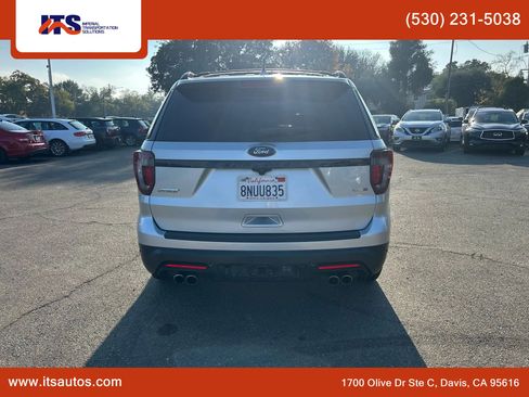 Used 2019 Ford Explorer Sport AWD/4WD image 4