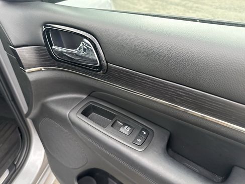 Used 2019 Jeep Grand Cherokee High Altitude image 30