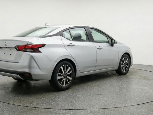Used 2025 Nissan Versa SV FWD image 9