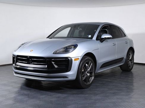 Certified 2024 Porsche Macan Turbo AWD/4WD image 1
