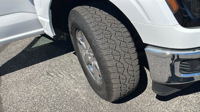 Used 2025 Ford F150 XLT w/ Equipment Group 301A Standard AWD/4WD image 13